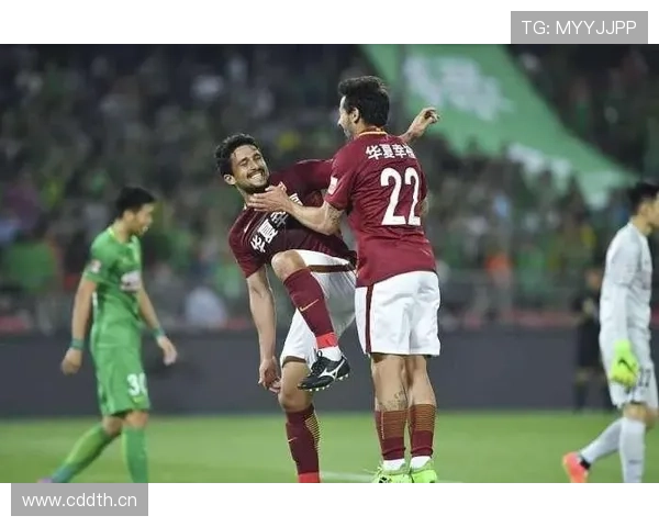 安德莱赫特主帅战术风格解析：注重控球与高位逼抢