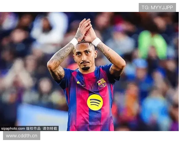 拉菲尼亚:从中游球队核心到豪门边锋的地位跃迁 拉菲尼亚:从中游球队核心到豪门边锋的地位跃迁