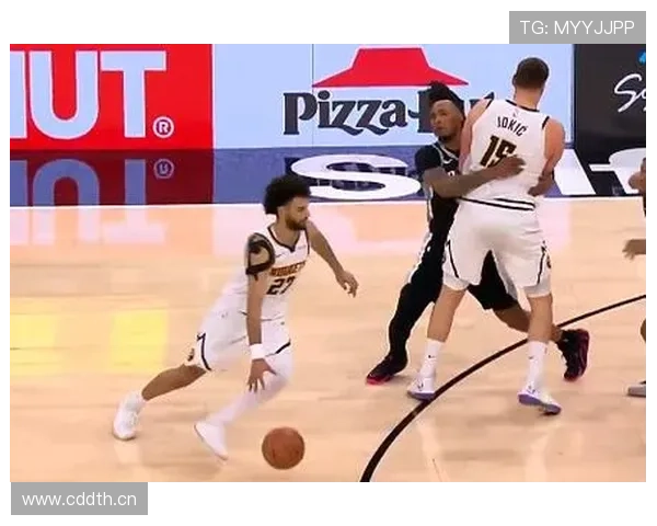 戴维斯挡拆终结更具威胁，胜过约基奇抢占内线节奏